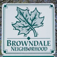 Browndale Neighborhood Sign