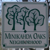 Minikahda Oaks Neighborhood Sign