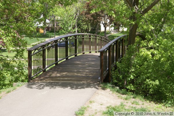 17th Avenue Footbridge