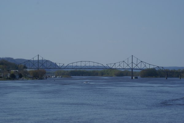 Black Hawk Bridge