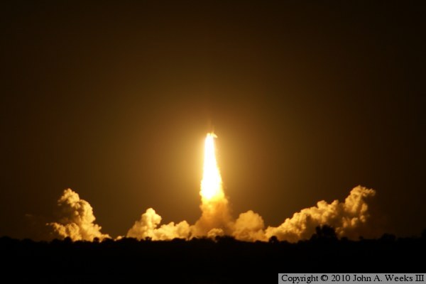 STS130 Space Shuttle Launch